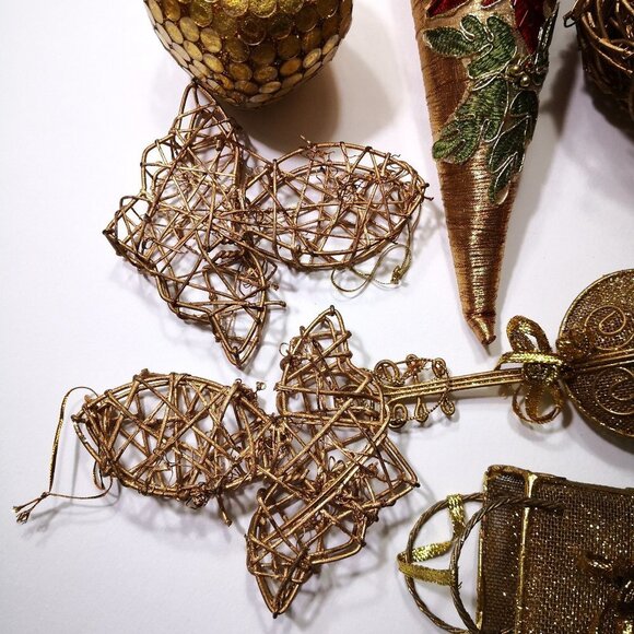 Christmas Tree Ornaments 8 Pieces - Picture 2 of 5